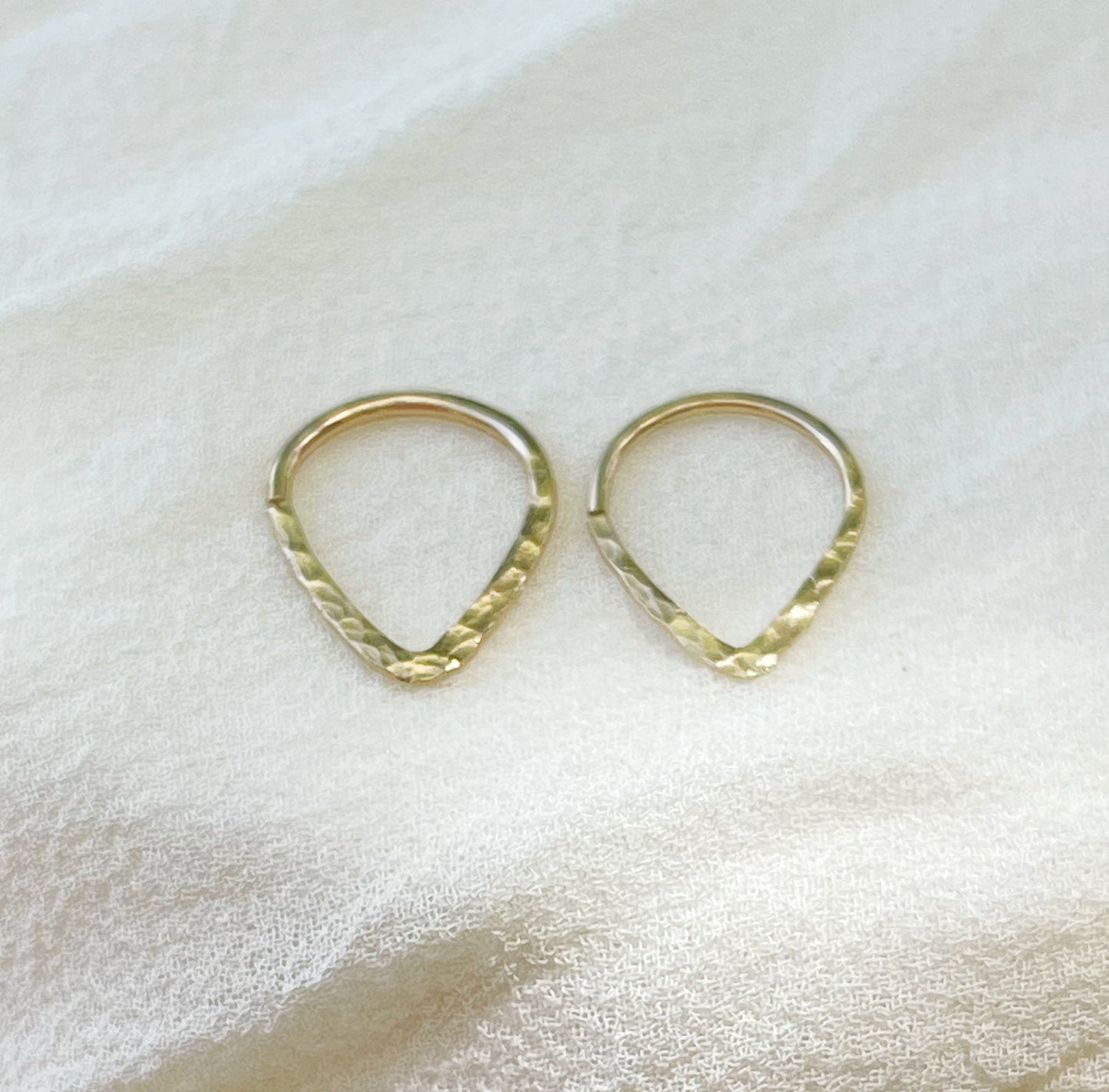 נזם ספטום משולשת