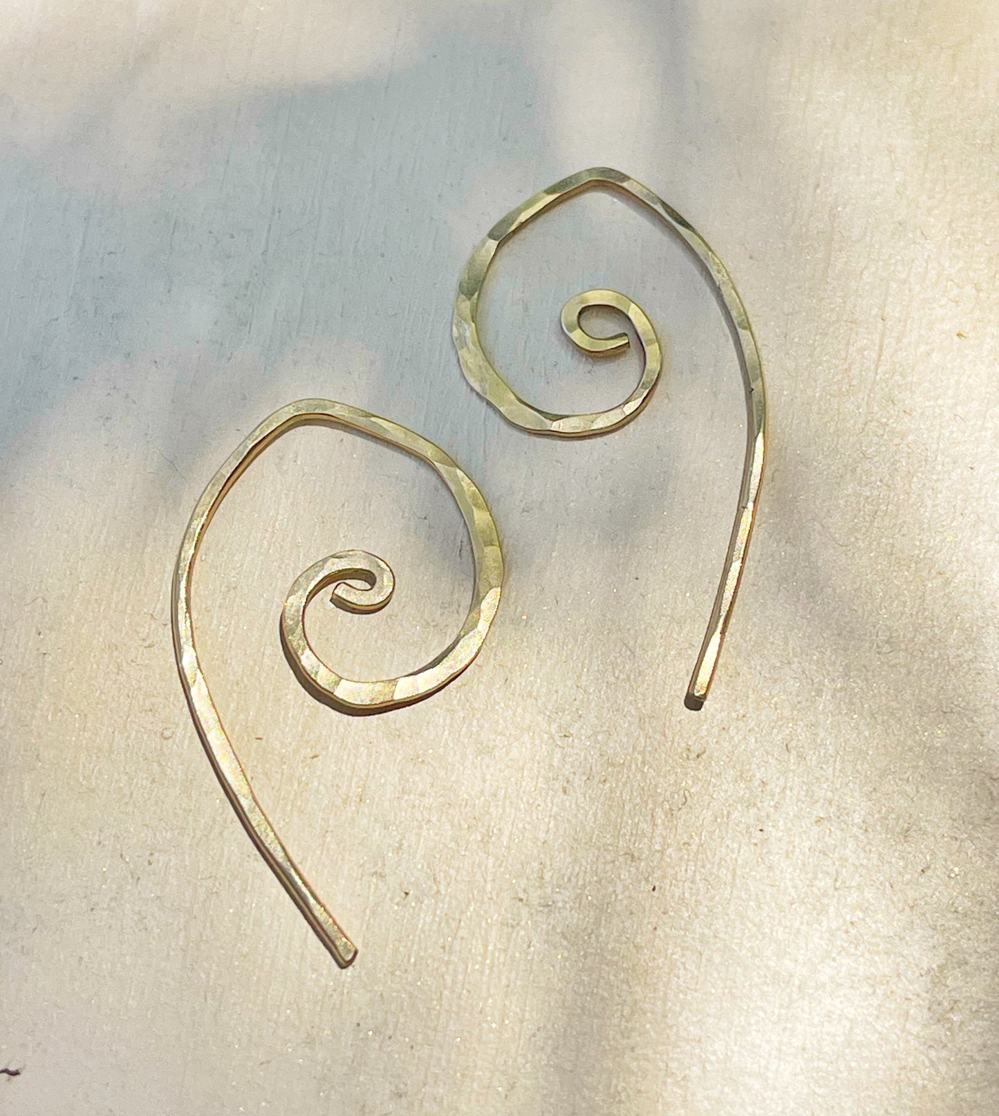 Спиральные серьги