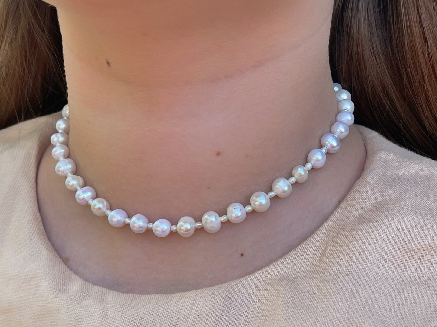 צ'וקר עדין עם פנינים