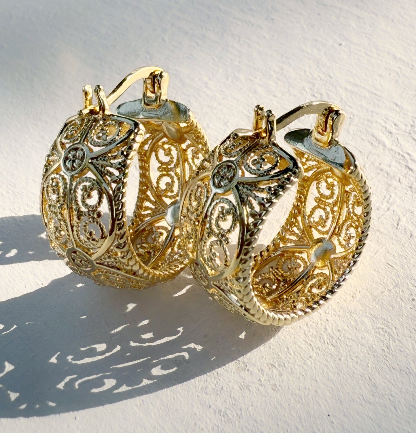 עגילי עקבתא