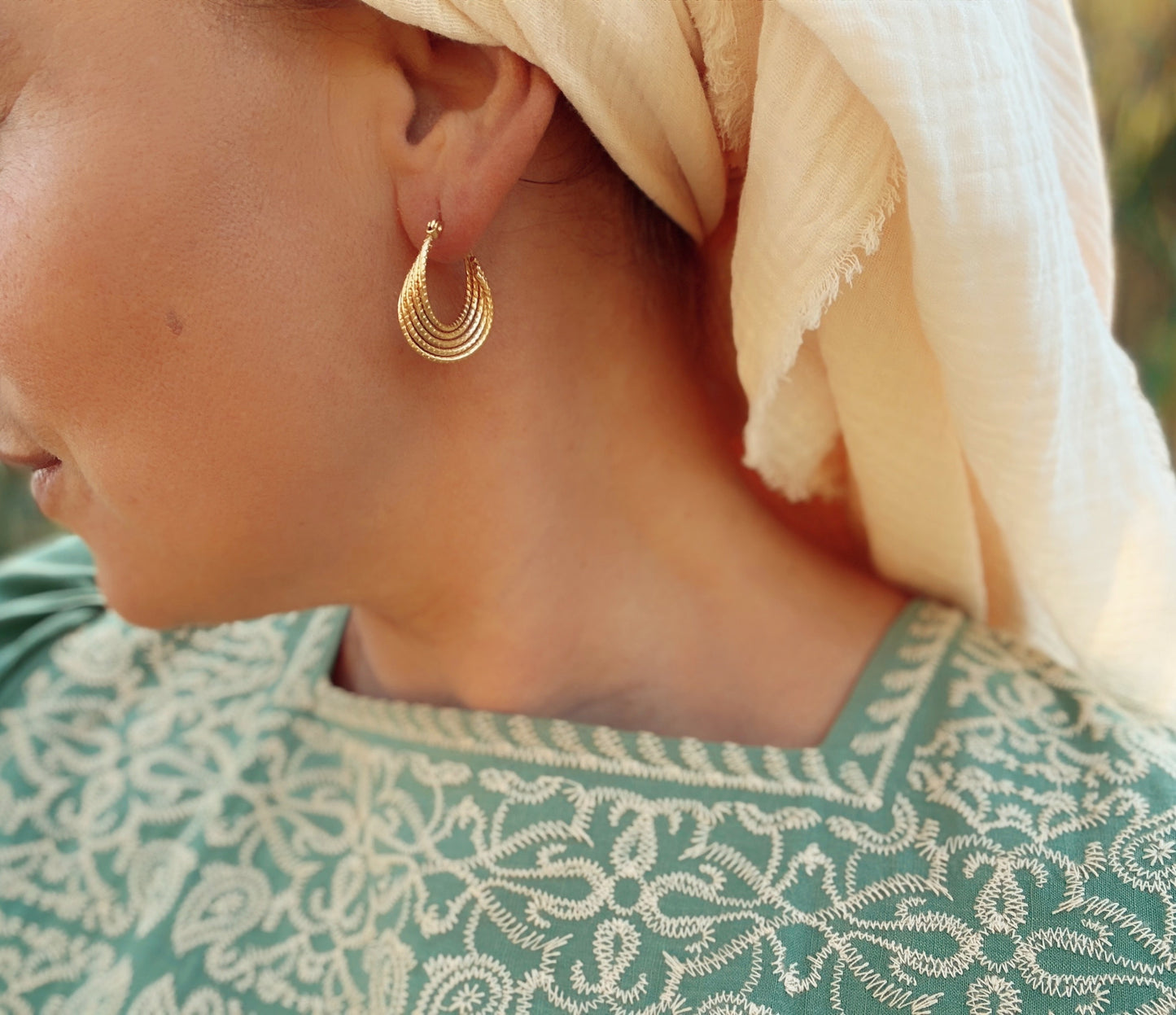 עגילי עמירה