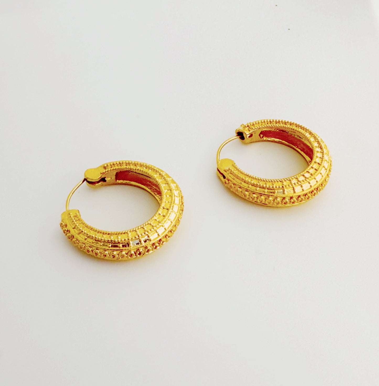 עגילי  עוזיה