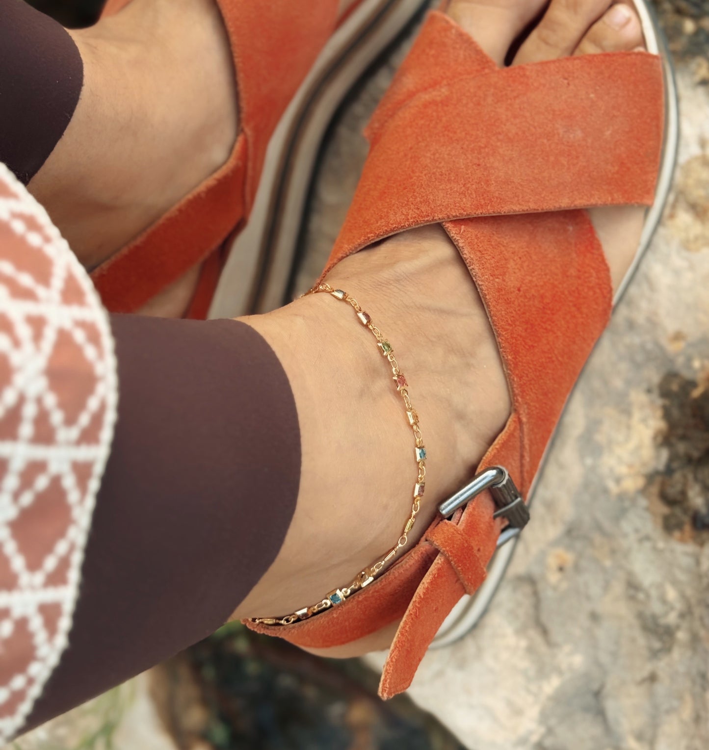 צמיד לרגל חלונות