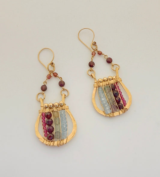 עגילי נֵבֶל