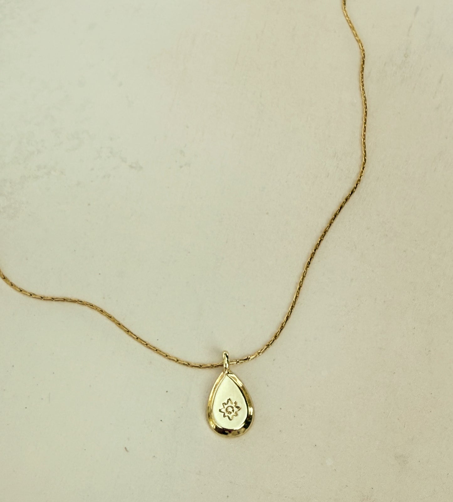 שרשרת טיפונת