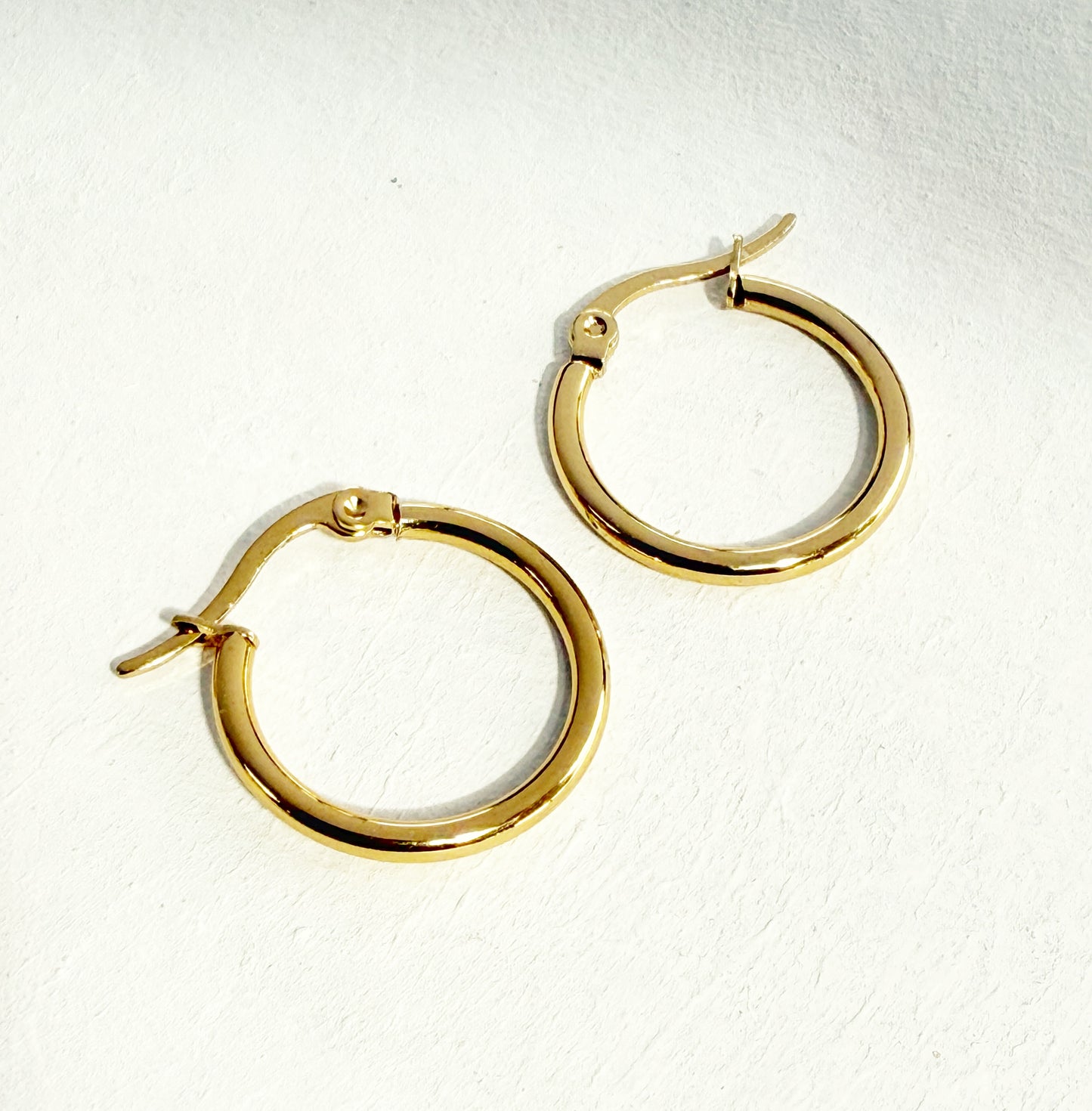 עגילי חישוק בייסיק 20 מ״מ