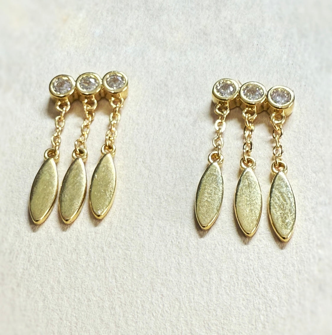 עגילי  עדנה