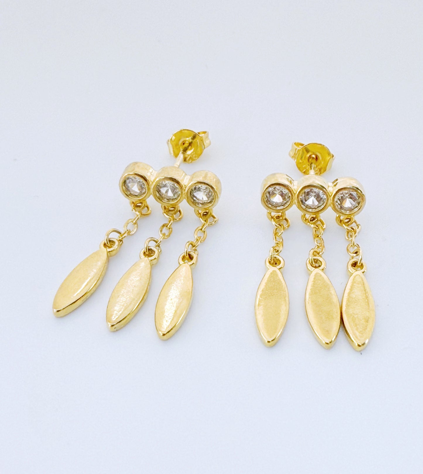 עגילי  עדנה