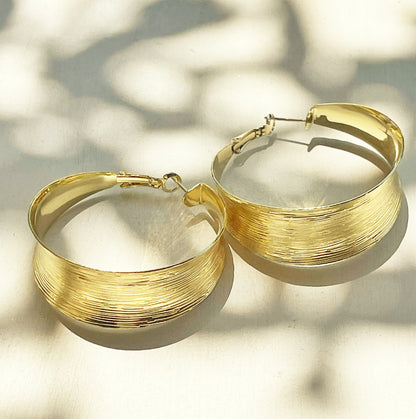 עגילי שקיקה