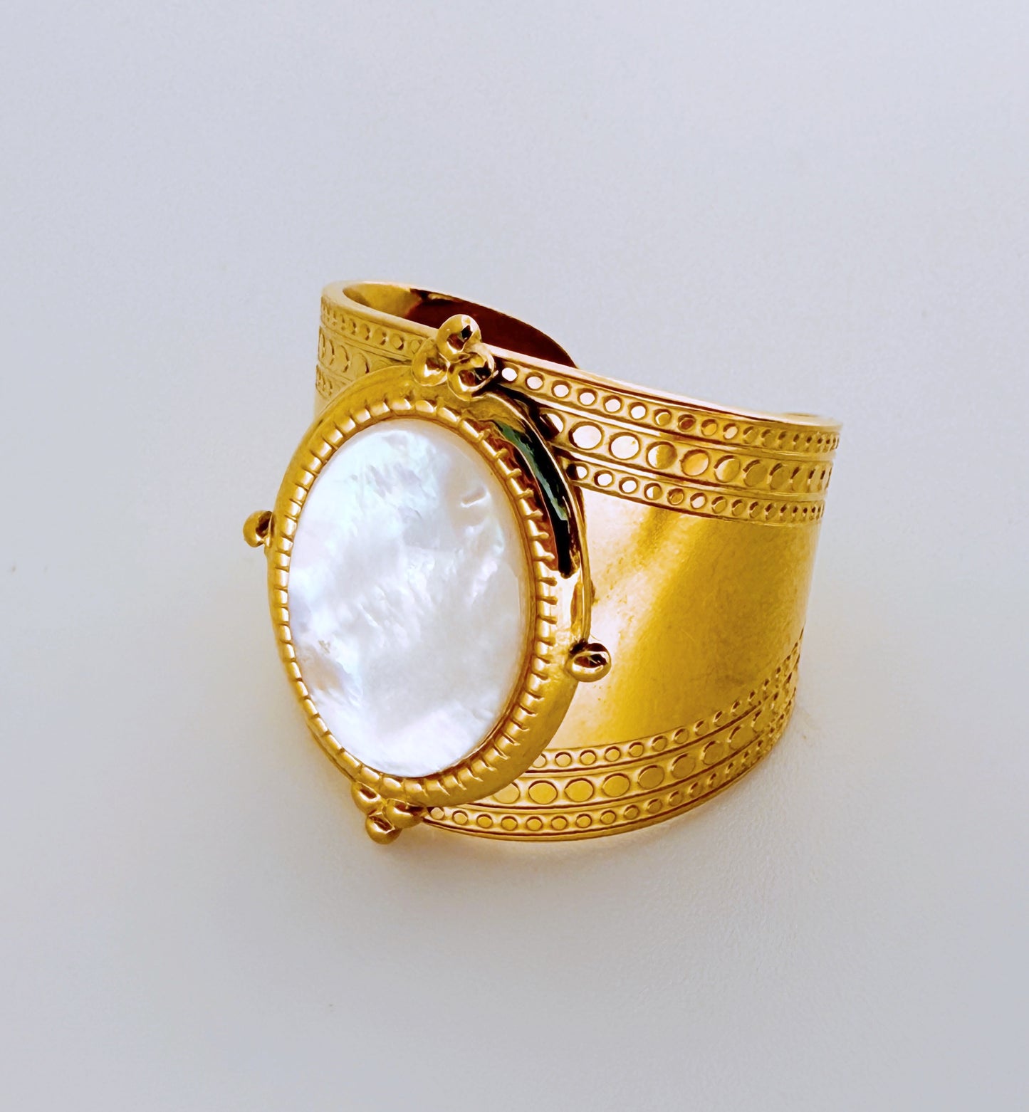 טבעת מראה אור