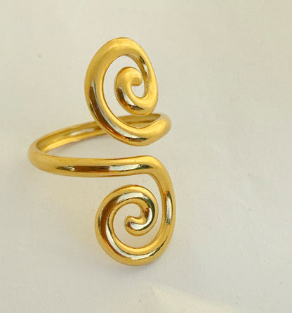 טבעת קרני צור