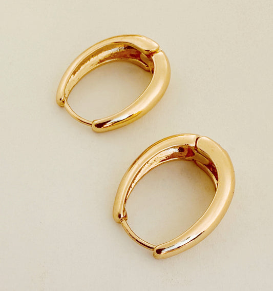 עגילי קמליה