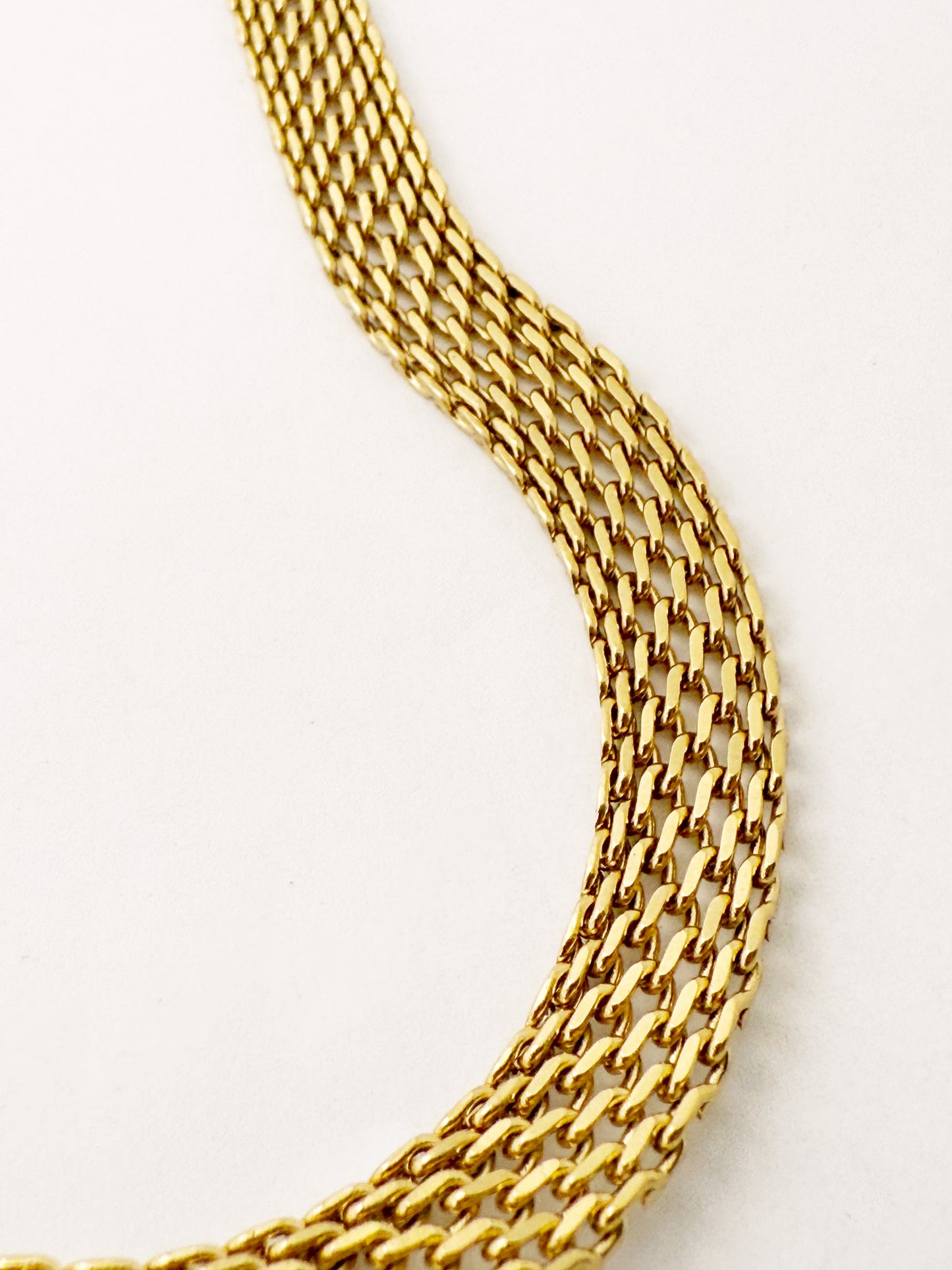 שרשרת שזורה