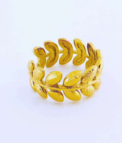 טבעת עלי זהב