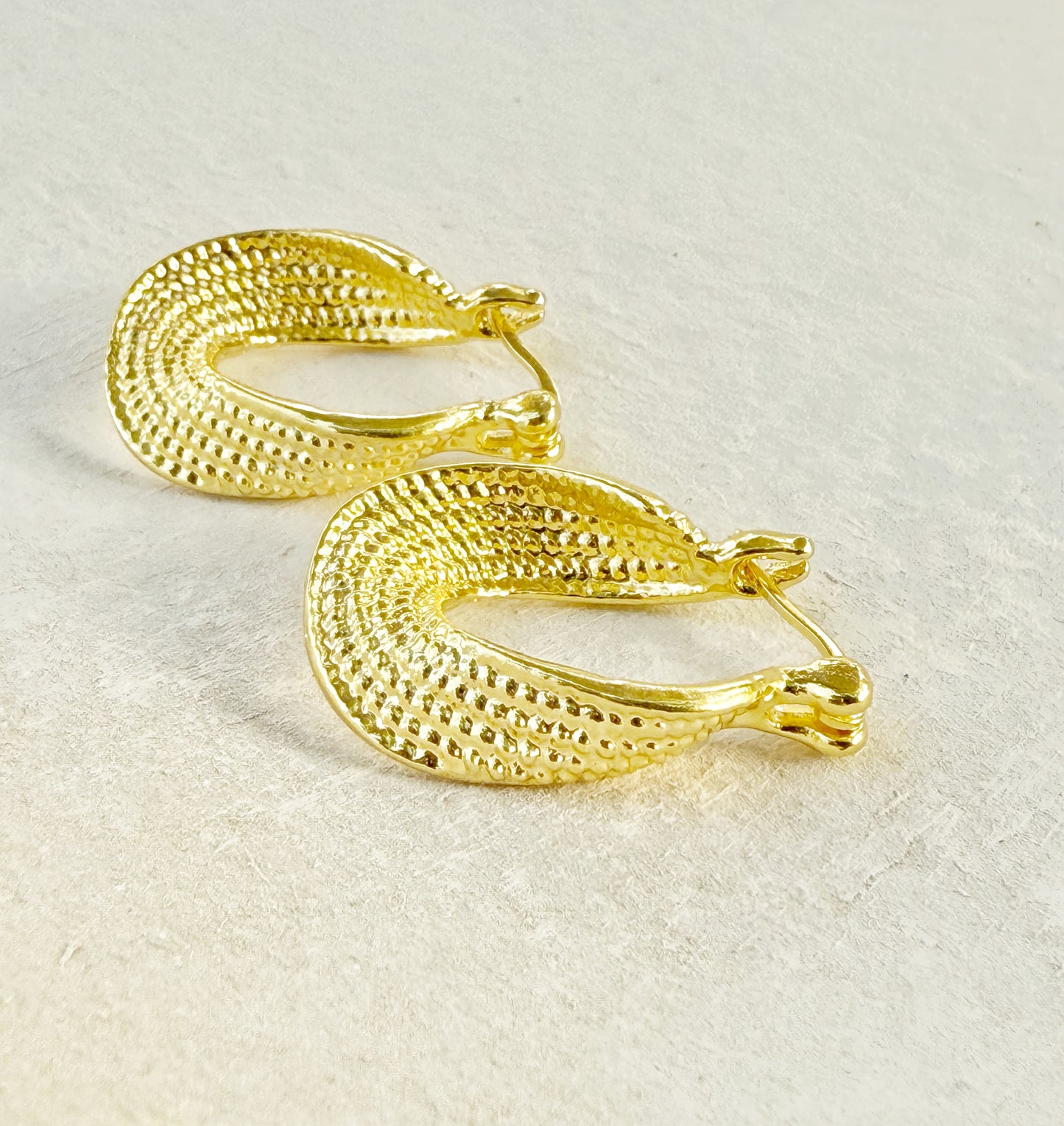 עגילי עצירה