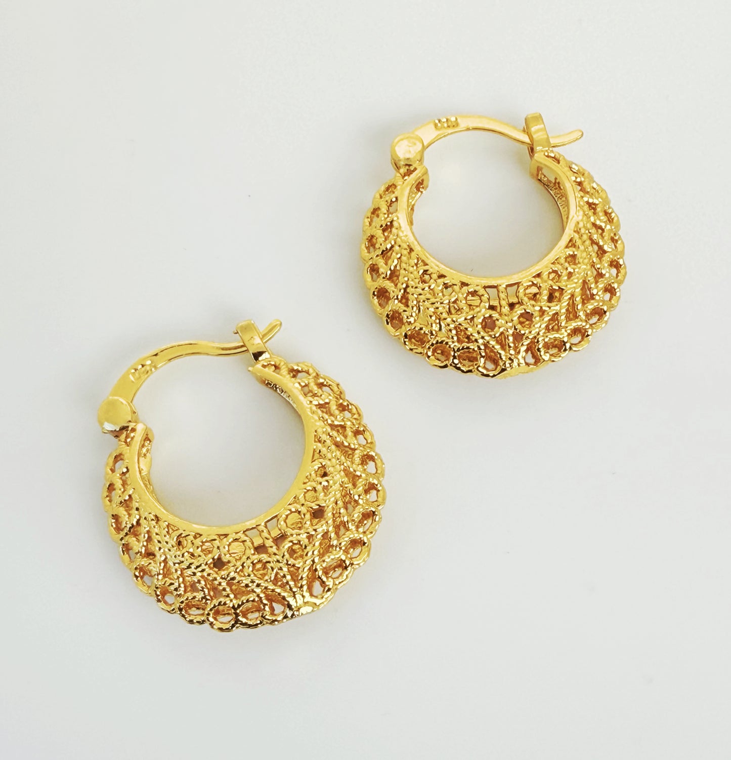 עגילי ביקורים מיני