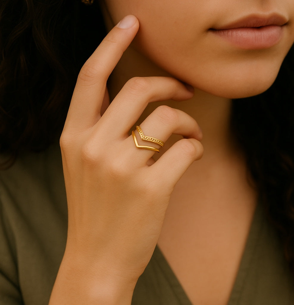 טבעת מקומרת