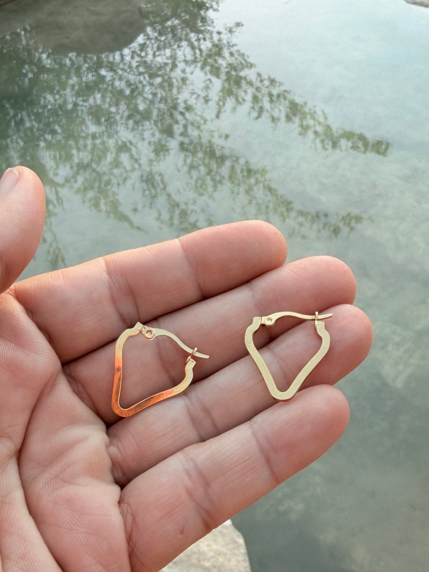 עגילי עלה כותרת