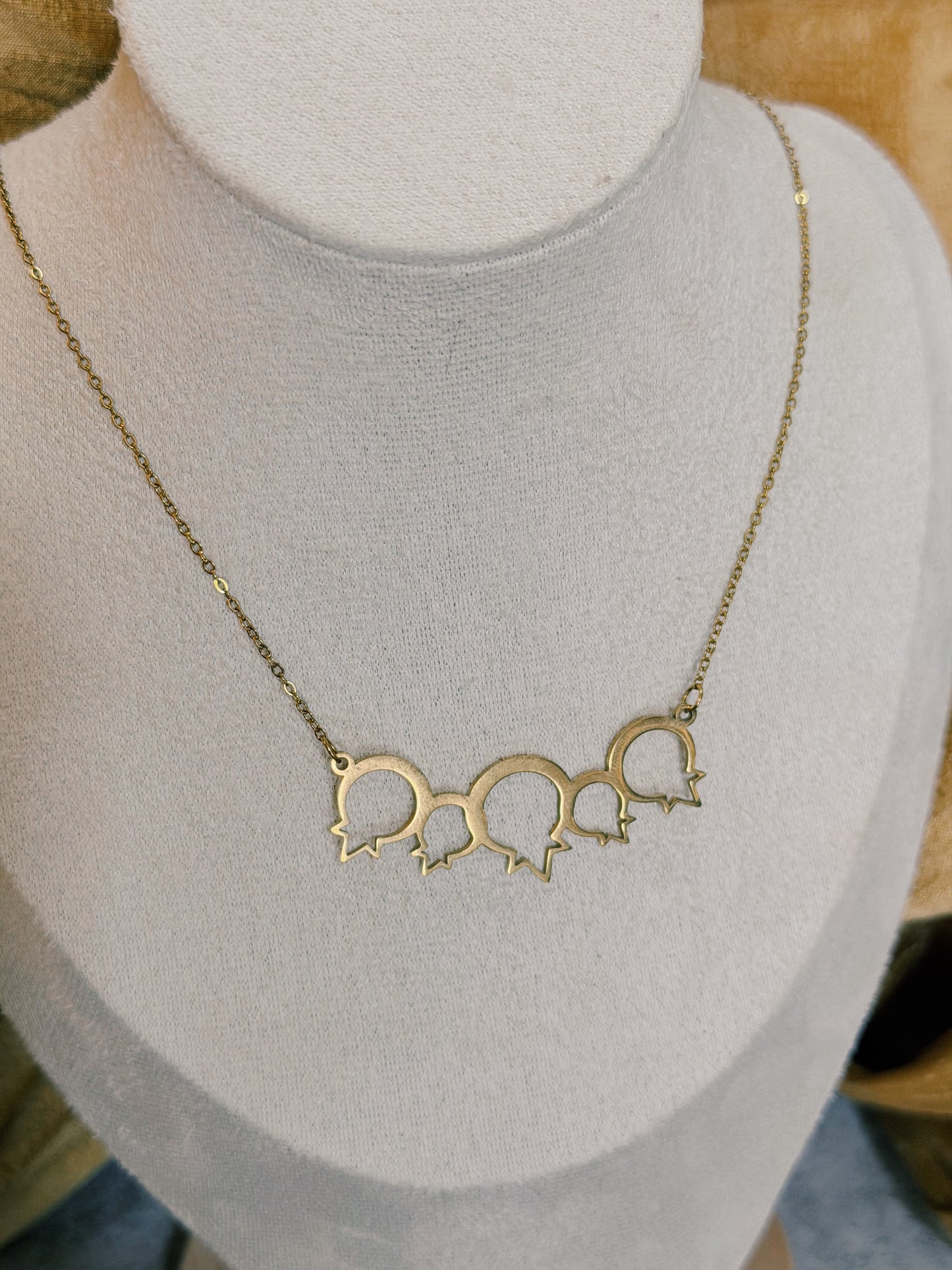 שרשרת הנצו הרימונים